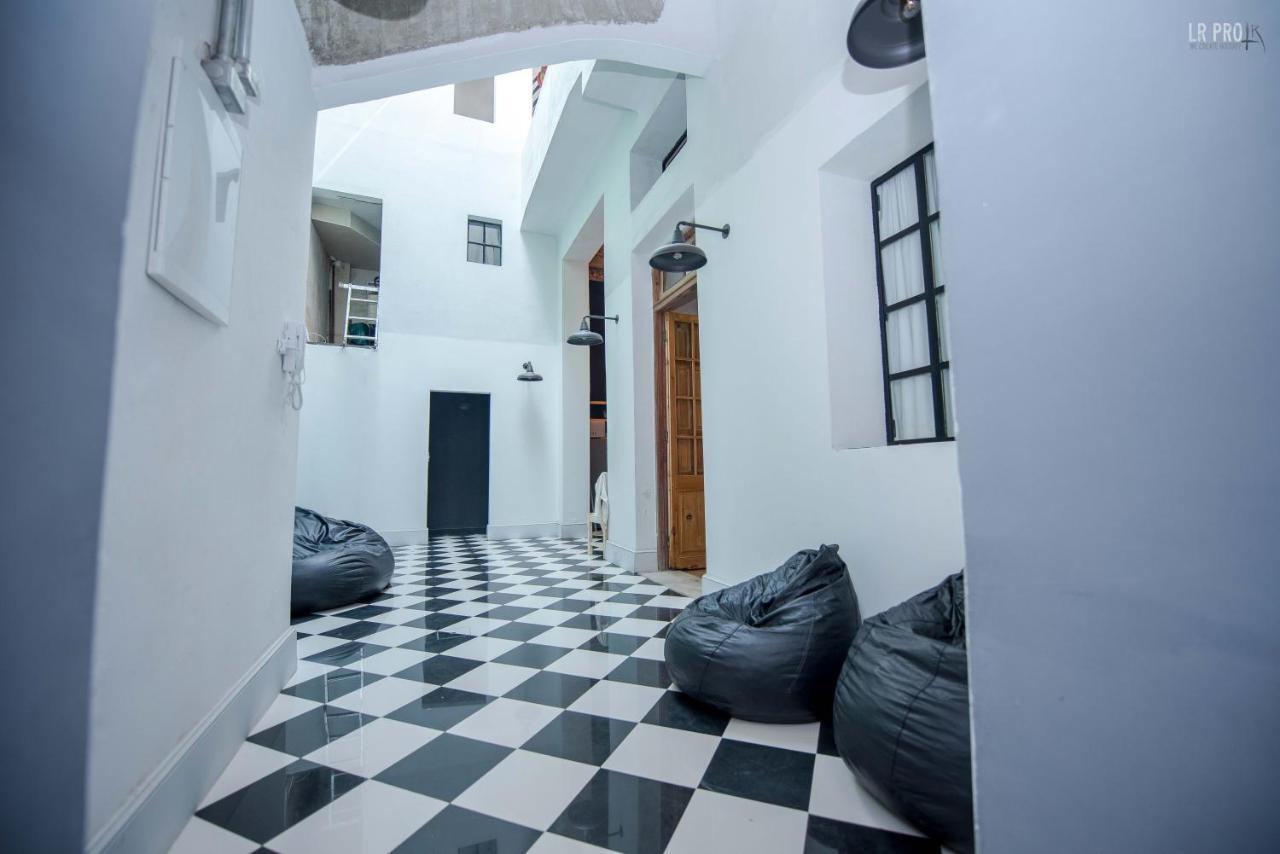 Ahiva Espacio Temporal Montevideo Exteriör bild